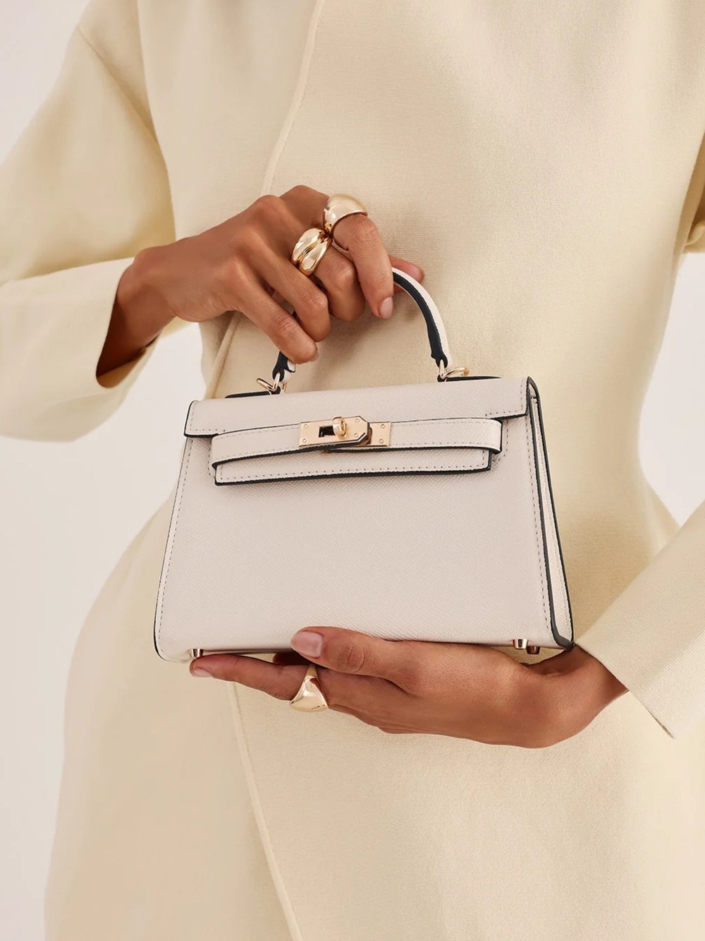 Elegant Cream Top-Handle Women’s Bag